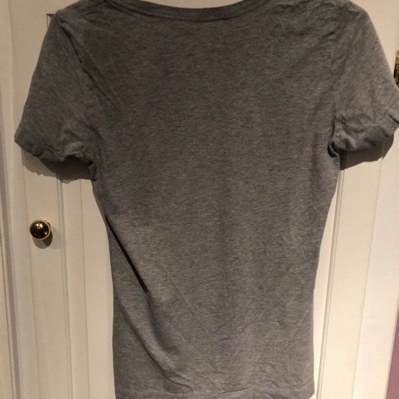Nike Women’s T-Shirt - Picture 5 of 5